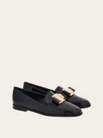New Vara plate loafer